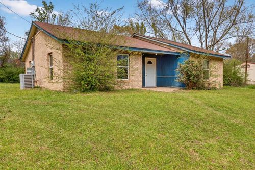 1029 Private Road 1999, Gladewater, TX, 75647-7839 | Card Image