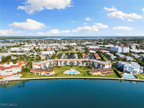 215-750 W Elkcam Cir, Marco Island, FL, 34145-2242 | Card Image