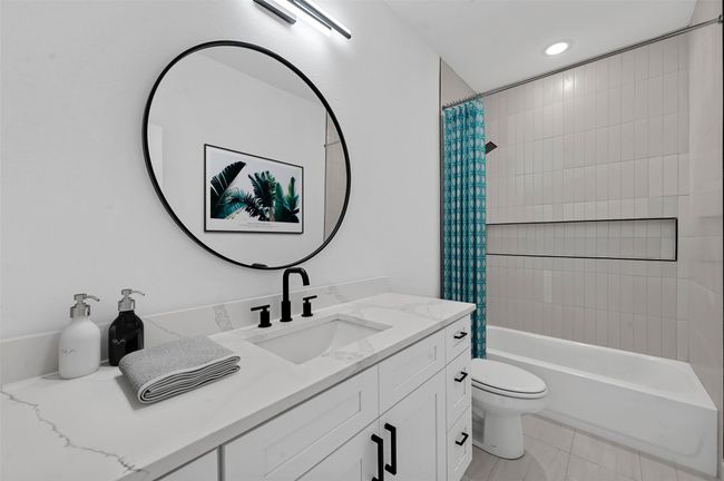 5424 Bourquin St, House other with 4 bedrooms, 2 bathrooms and null parking in Dallas TX | Image 15