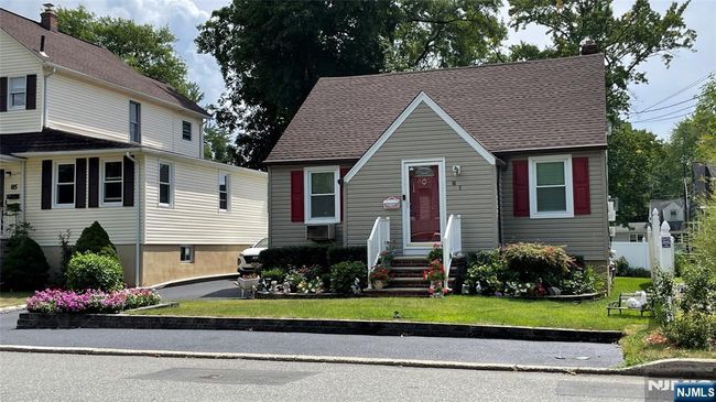81 Lenox Ave, Home with 1 bedrooms, 1 bathrooms and null parking in Dumont NJ | Image 21