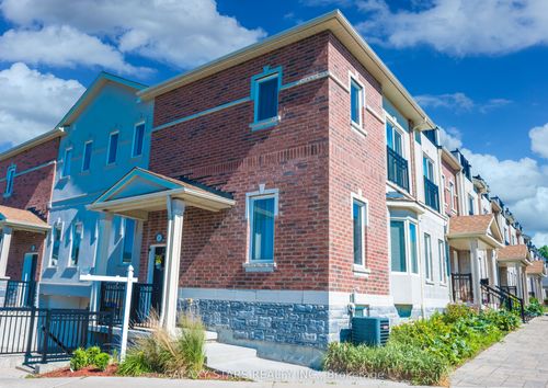 8-1050 Elton Way, Whitby, ON, L1N0L3 | Card Image