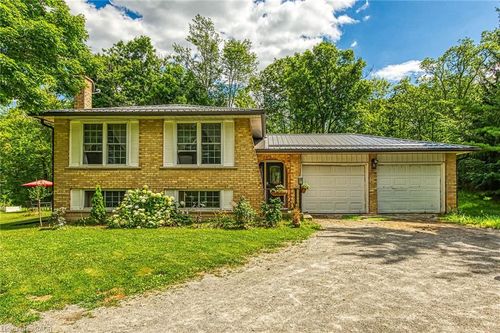 118 Concession 1 Rd, Canfield, ON, N0A1C0 | Card Image