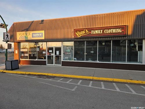 503 Main St, Humboldt, SK, S0K2A0 | Card Image