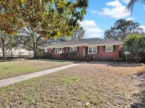 29 E 62nd St, savannah, GA, 31405-4119 | Card Image
