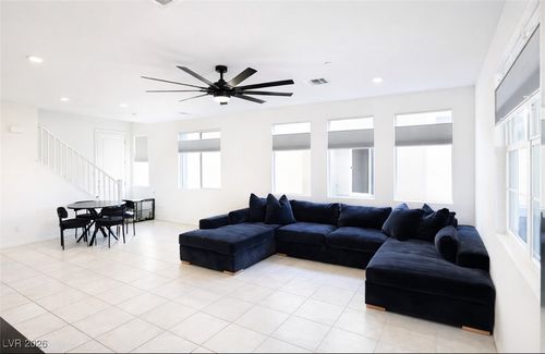 224 Vanhoy Ave, Henderson, NV, 89011-5654 | Card Image