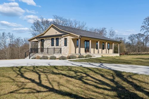 125 Johnson Rd, Pulaski, TN, 38478-8138 | Card Image