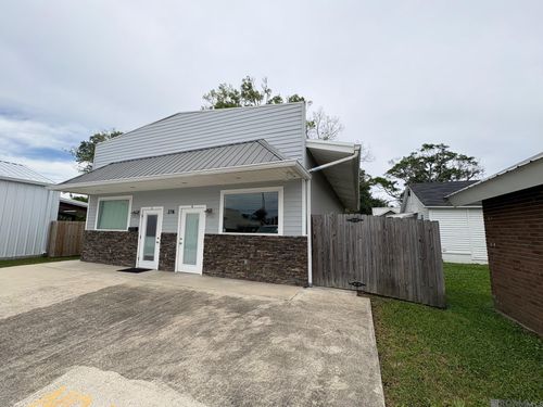 276 E Pine St, Ponchatoula, LA, 70454-2516 | Card Image