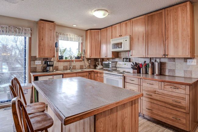 640 Mcculloch Crescent, House other with 6 bedrooms, 3 bathrooms and 4 parking in Irricana AB | Image 13