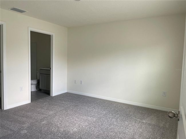 7946 Broad Pointe Dr, House other with 3 bedrooms, 2 bathrooms and null parking in ZEPHYRHILLS FL | Image 8