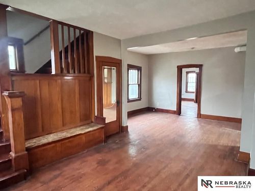 4506 Fort St, Omaha, NE, 68104-2462 | Card Image