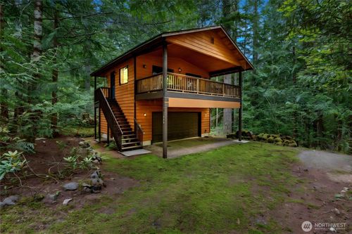 390 N Potlatch Dr N, Hoodsport, WA, 98548-9569 | Card Image