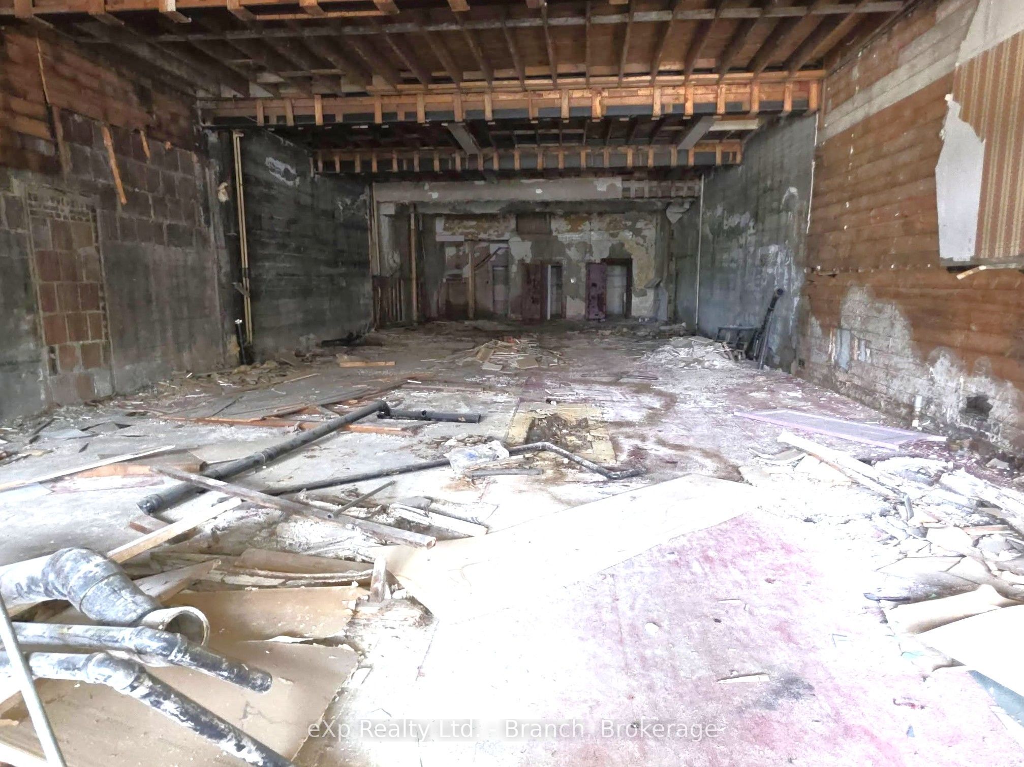 Commercial Sale in Kirkland Lake 5