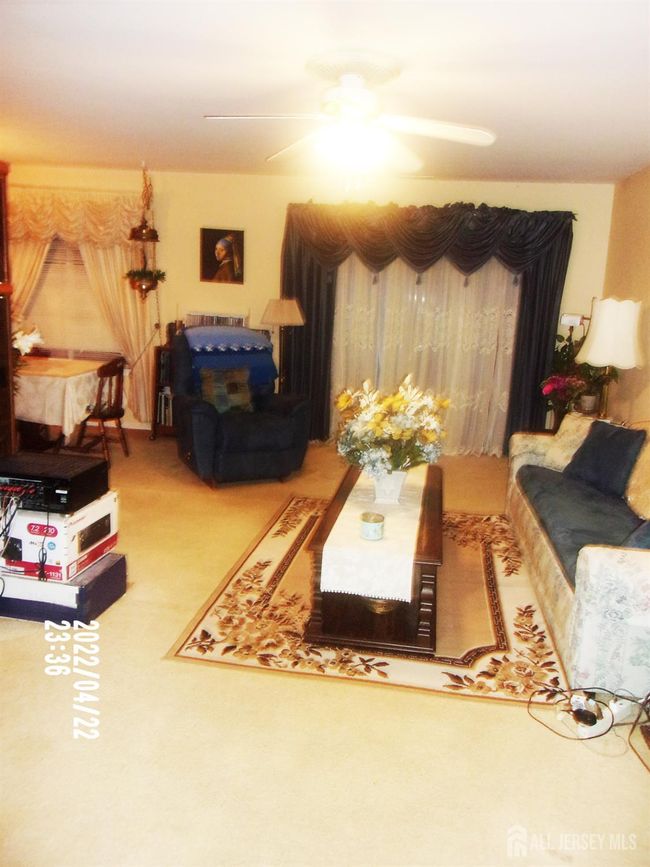 29 Jeffrey Cir, House other with 4 bedrooms, 3 bathrooms and null parking in Dayton NJ | Image 32