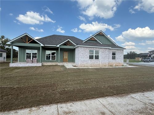 1409 E Latium St, Siloam Springs, AR, 72761-6063 | Card Image