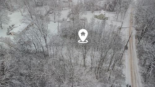 27 N. Angelus Rd., Auburn Hills, MI, 48326 | Card Image