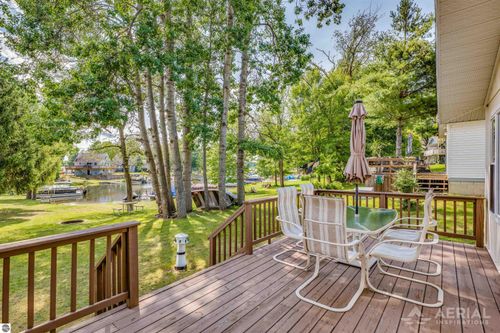 1998 N Ogemaw Trl, West Branch, MI, 48661-9060 | Card Image