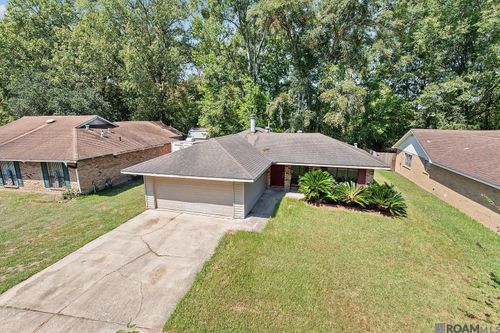 9040 Metairie Dr, Baton Rouge, LA, 70810-2154 | Card Image