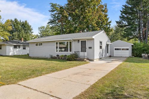 2115 Vermont Ave, Stevens Point, WI, 54481-4166 | Card Image