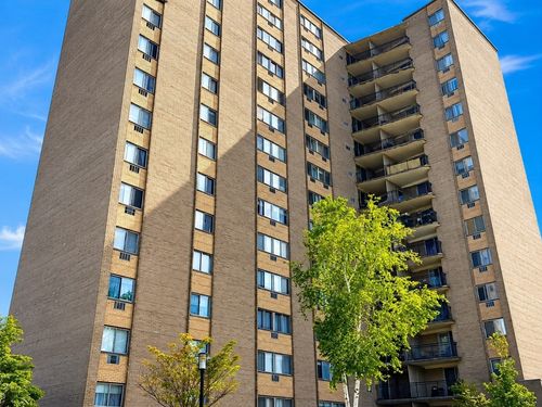 2p-1025 Hancock St, Quincy, MA, 02169-2116 | Card Image