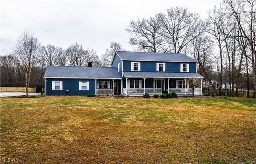 782 Windsor Dr, Mineral Wells, WV, 26150-6775 | Card Image