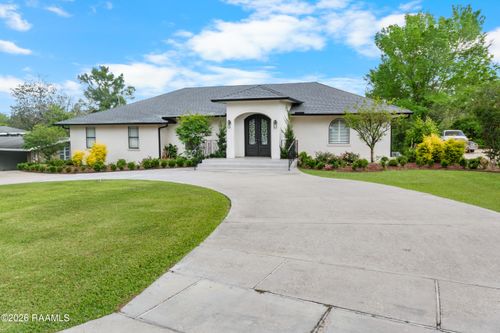 223 Beverly Dr, Lafayette, LA, 70503-3107 | Card Image