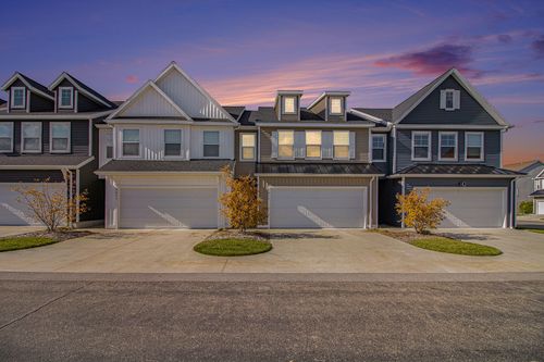 4817 Denali River Ave Sw, Wyoming, MI, 49418-8820 | Card Image