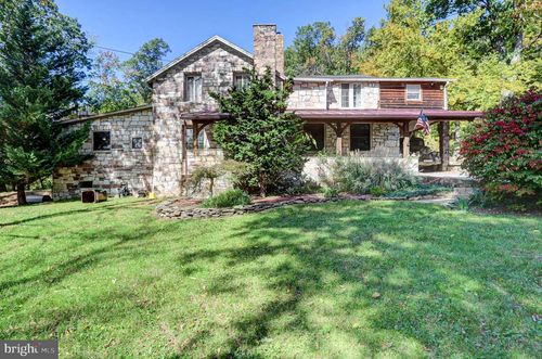 12093 Forge Hill Rd, ORRSTOWN, PA, 17244-9402 | Card Image