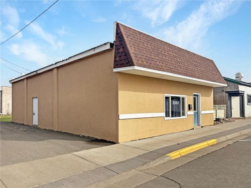 22 W 2nd Ave, Luck, WI, 54853 | Card Image