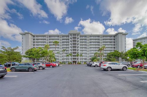 506-4015 W Palm Aire Dr, Pompano Beach, FL, 33069-4174 | Card Image