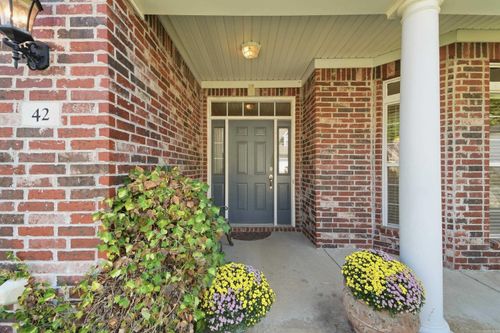 42 Courtside Pl, Little Rock, AR, 72210-5676 | Card Image