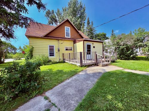 122 2nd Ave Se, Baudette, MN, 56623-2845 | Card Image