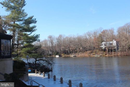 1953 Lakeport Way, RESTON, VA, 20191-5404 | Card Image