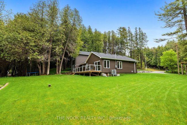 662 Raglan Rd W, House other with 3 bedrooms, 3 bathrooms and 10 parking in Oshawa ON | Image 41
