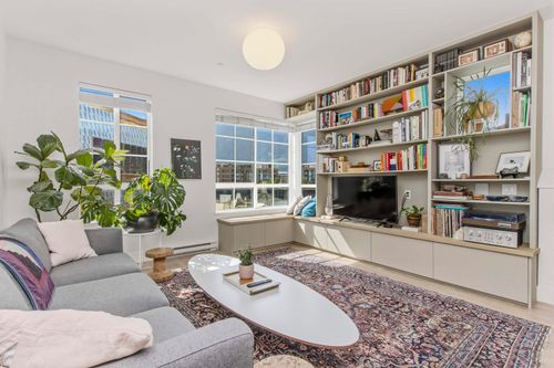 38015 Helm Way, Squamish, BC, V8B2A1 | Card Image
