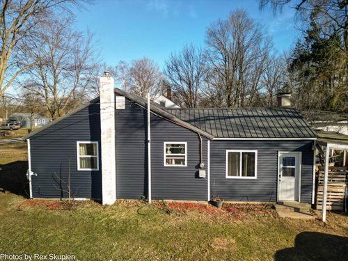 22 N Greenback St, Hesperia, MI, 49421-8104 | Card Image