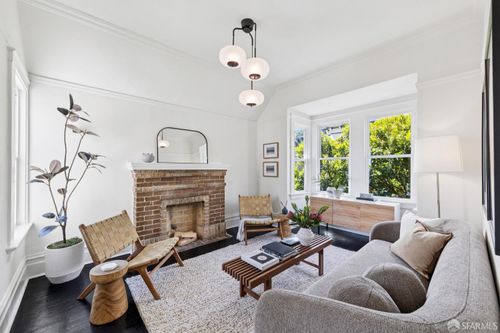 143 Ord St, San Francisco, CA, 94114-1967 | Card Image