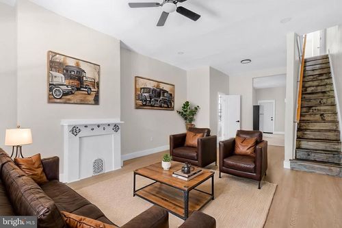 4288 Viola St, PHILADELPHIA, PA, 19104-1030 | Card Image