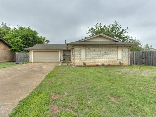 4617 Se 38th St, Del City, OK, 73115-3631 | Card Image