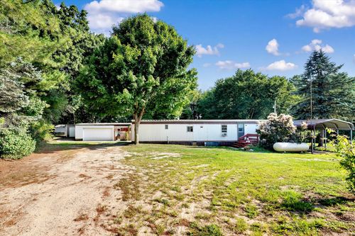 3453 138th Ave, Hamilton, MI, 49419-9556 | Card Image