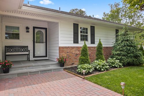 18 Chivalry Ln, Nesconset, NY, 11767-2014 | Card Image