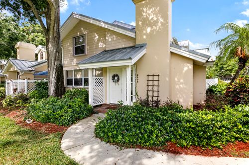 2302 Chadwick Ct, Boynton Beach, FL, 33436-9045 | Card Image