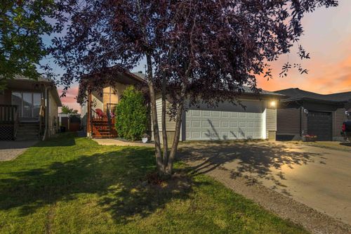 178 Laffont Way, Fort Mcmurray, AB, T9K2R3 | Card Image
