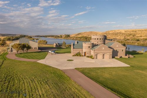 665 Wilson Butte Rd, Great Falls, MT, 59405-8400 | Card Image