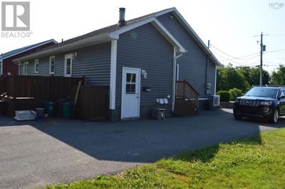 48 Beaton Crt, House other with 5 bedrooms, 4 bathrooms and null parking in Antigonish NS | Image 2