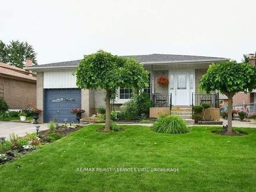 14 Terra Cotta Cres, Brampton, ON, L6W1C1 | Card Image