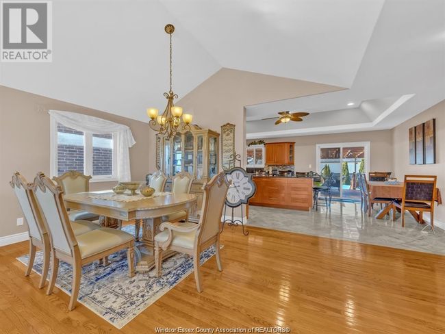 1840 St. Christopher Crt, House other with 4 bedrooms, 3 bathrooms and null parking in Windsor ON | Image 10