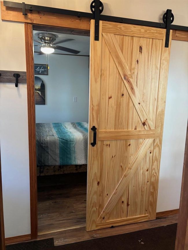 13763 Lake Shore Lane, House other with 2 bedrooms, 1 bathrooms and null parking in Mountain WI | Image 11