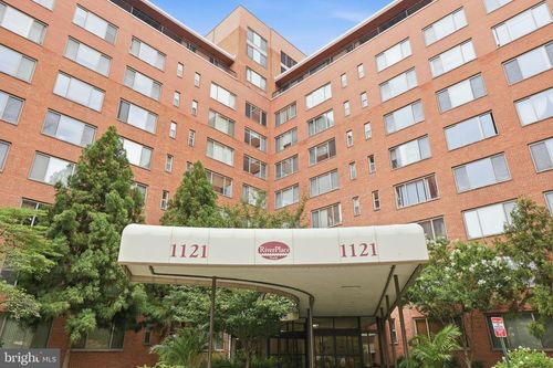 310-1121 Arlington Blvd, ARLINGTON, VA, 22209-3209 | Card Image