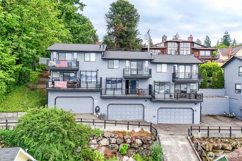 819 Kitsap St, Port Orchard, WA, 98366-5231 | Card Image