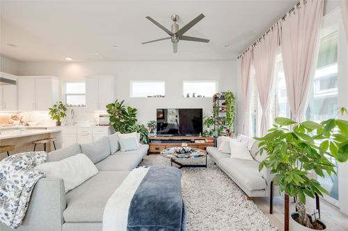 unit-1-5002 Pecan Springs Rd, Austin, TX, 78723-6081 | Card Image